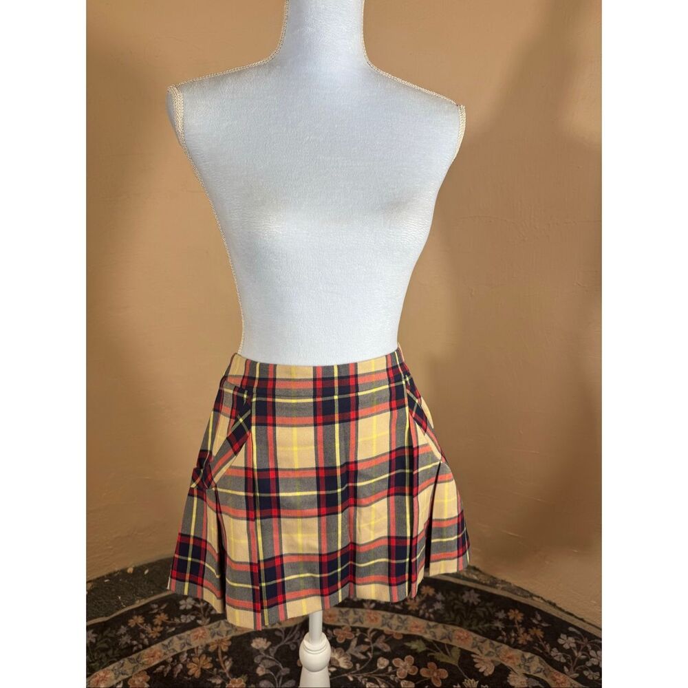 Princess Vera Wang Tartan Plaid Pleated Mini Skirt – Tan, Red, Navy & Yellow | S